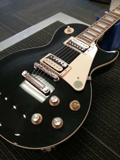 Store Special Product - GIBSON LP CLASSIC EBONY