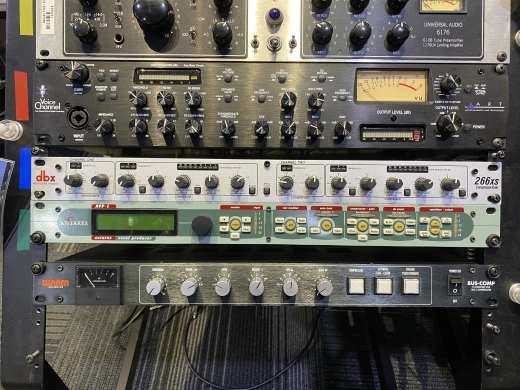 DBX - 266XS Comp & Gate