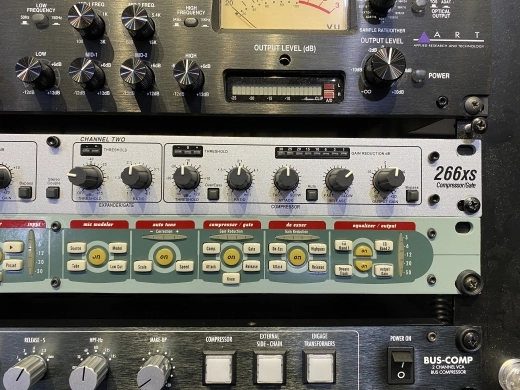 DBX - 266XS Comp & Gate 2