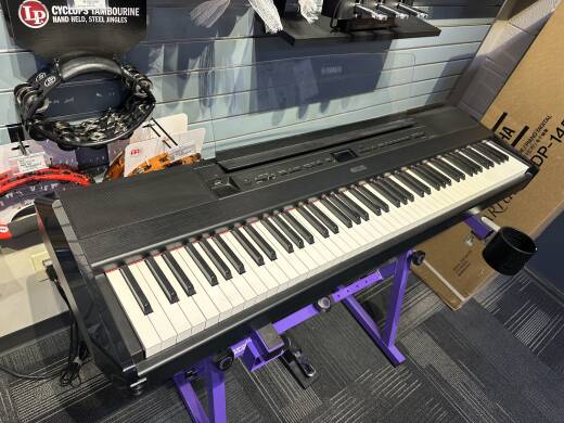 Store Special Product - Yamaha - P515 B