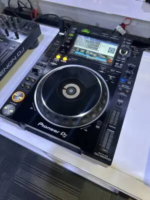Pioneer - CDJ-2000NXS2