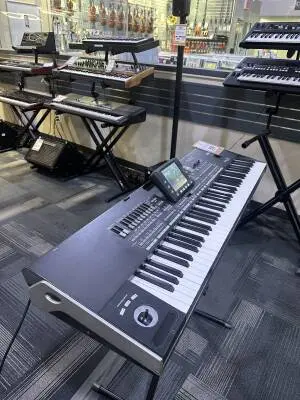 Korg - PA3X-76 2