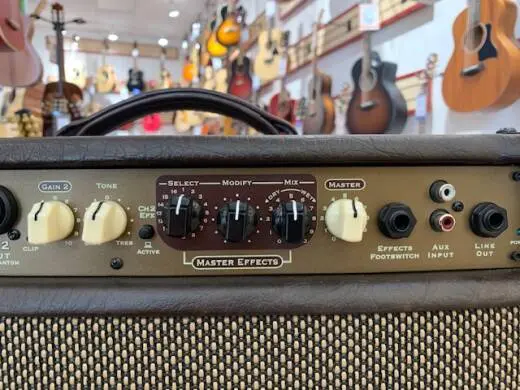 Traynor - AMSTUDIO 2