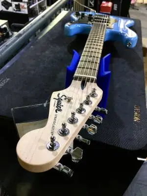 Squier - 037-3151-526 2