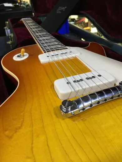 GIBSON '10 CS '54 LP W/P90'S CHERRY SB 2