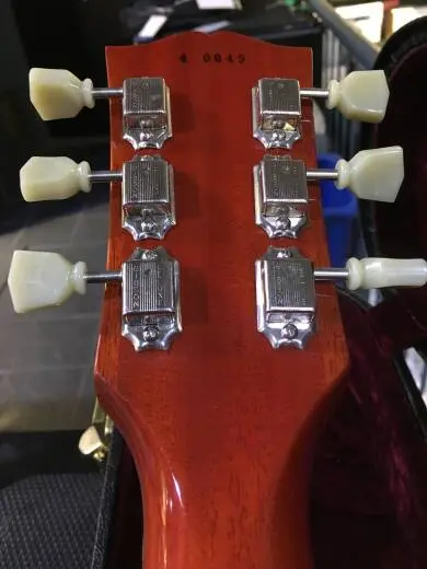 GIBSON '10 CS '54 LP W/P90'S CHERRY SB 2