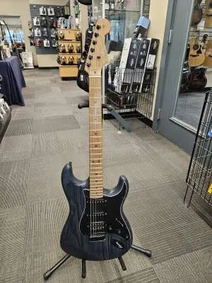 Fender - 017-3911-770 2