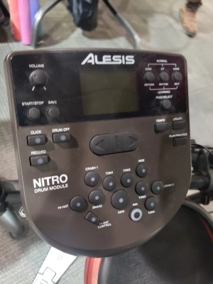 Alesis - NITRO MESH RED 2