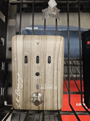 L.R Baggs Align Series Active DI Pedal | Long & McQuade