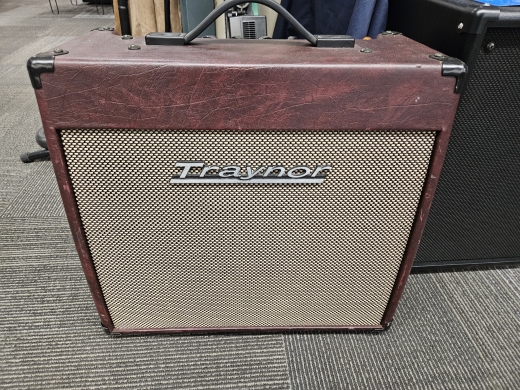 Store Special Product - Traynor - YCV20WR