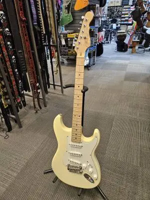 G & L LEGACY STRAT OWT 2