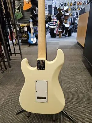 G & L LEGACY STRAT OWT 2