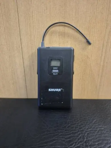 Shure SLX14 Instrument Wireless System 2