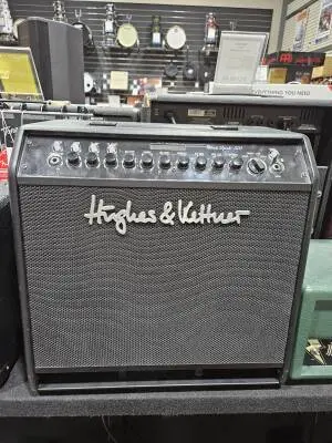 Hughes & Kettner - SPIRIT200COMBO
