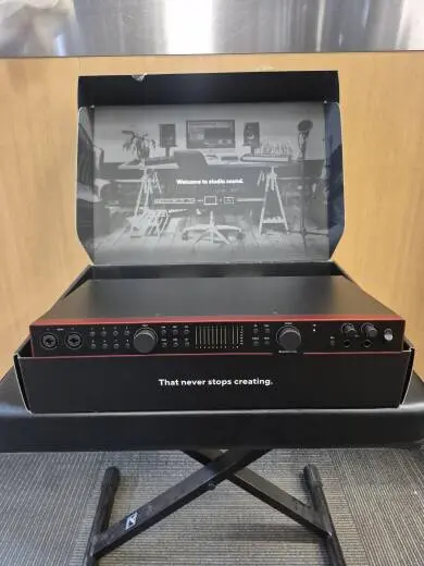 Store Special Product - Focusrite - SCARLETT18I20M4