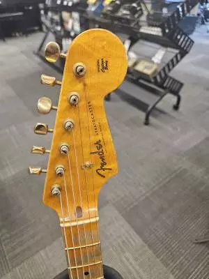 FENDER 1956 CUSTOM RELIC MARY K BLONDE 2