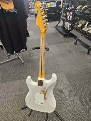 FENDER 1956 CUSTOM RELIC MARY K BLONDE 2