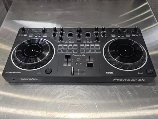 Pioneer DJ - DDJ-REV1 2