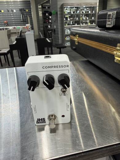 JHS Pedals 3 Series Compressor | Long & McQuade