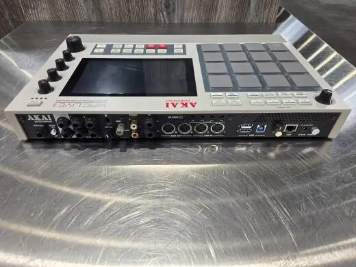 Akai - MPCLIVE2RETRO 2