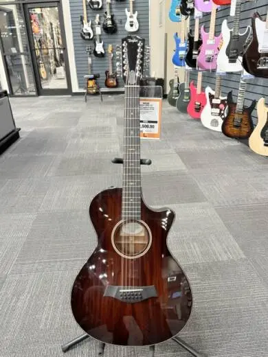 Taylor Guitars - 562CE 12FRET ST