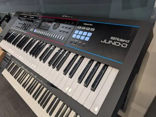Roland - JUNO-D6 2