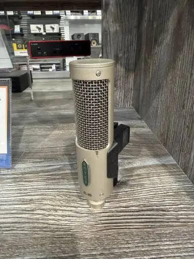 Royer - RO-R10 2