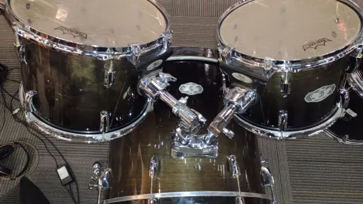 Pearl Vision Shell Pack