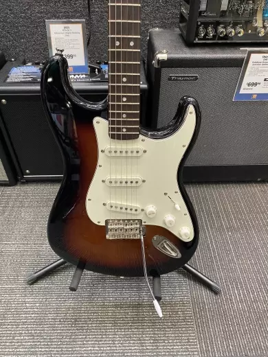 Squier - 037-4010-500 2