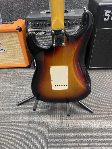 Squier - 037-3010-500 2