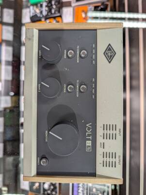Store Special Product - Universal Audio - UA-VOLT276