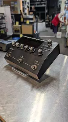 BOSS - GT1000CORE 2