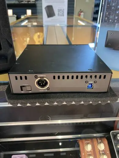 Universal Audio - UA-USBSATO-C 2