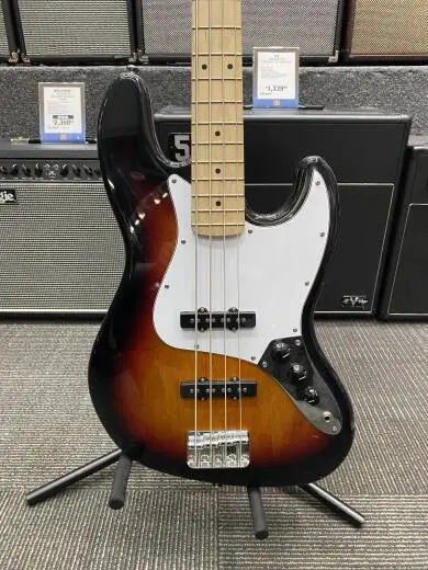 Squier - 037-8602-500 2