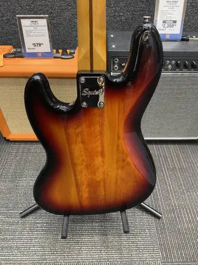 Squier - 037-4530-500 2