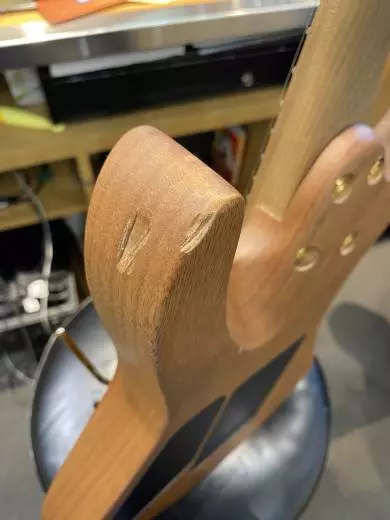 Charvel Guitars - 296-9016-557 2