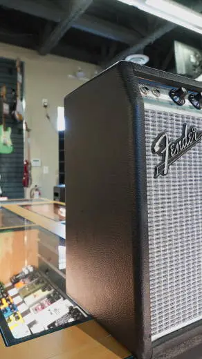 Fender - 227-2000-000 2