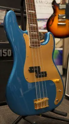Squier - 037-9430-502 2