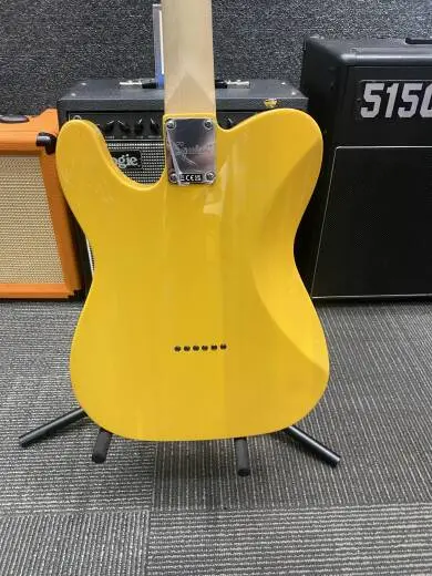 Squier - 037-8203-550 2