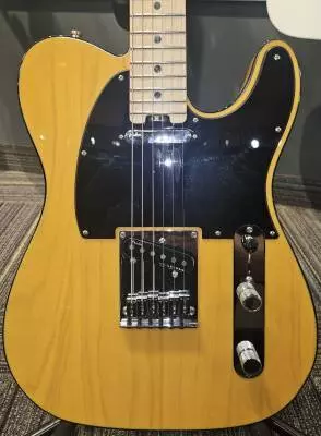 Fender - 011-4212-750 2