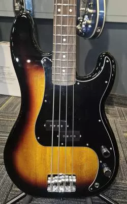 Fender - 026-6641-500 2