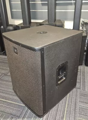 Electro-Voice - ELX118P 3