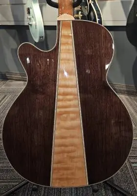 Takamine - GN93CE-NAT 2