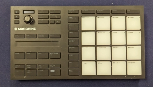 Native Instruments - MIKRO MK3