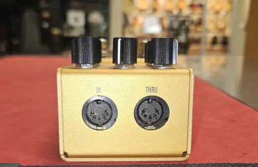 Walrus Audio - MAKO-ACS1 2