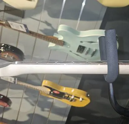 Squier - 037-8000-500 2