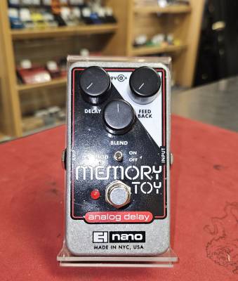 Electro-Harmonix Memory Toy - Analog Echo/Chorus | Long
