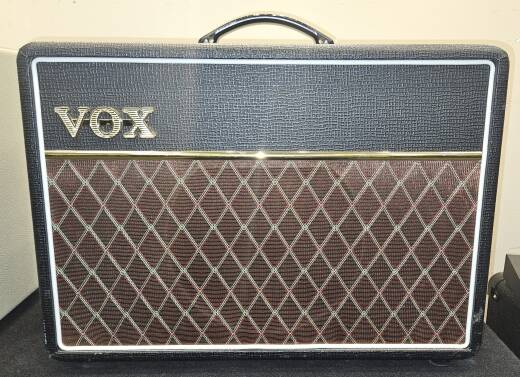 Store Special Product - Vox - AC10C1