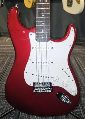 SQUIER AFFINITY STRAT - RED 2