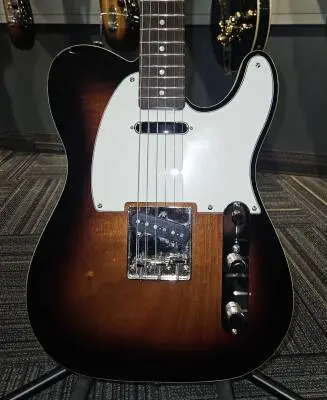 Squier - 037-4040-500 2